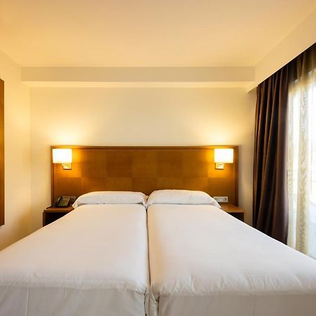 Hotel Thalasso Cantabrico Las Sirenas 4 Superior Viveiro Eksteriør bilde