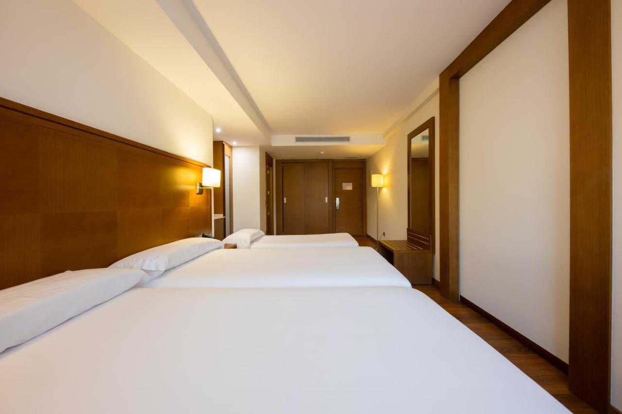 Hotel Thalasso Cantabrico Las Sirenas 4 Superior Viveiro Eksteriør bilde