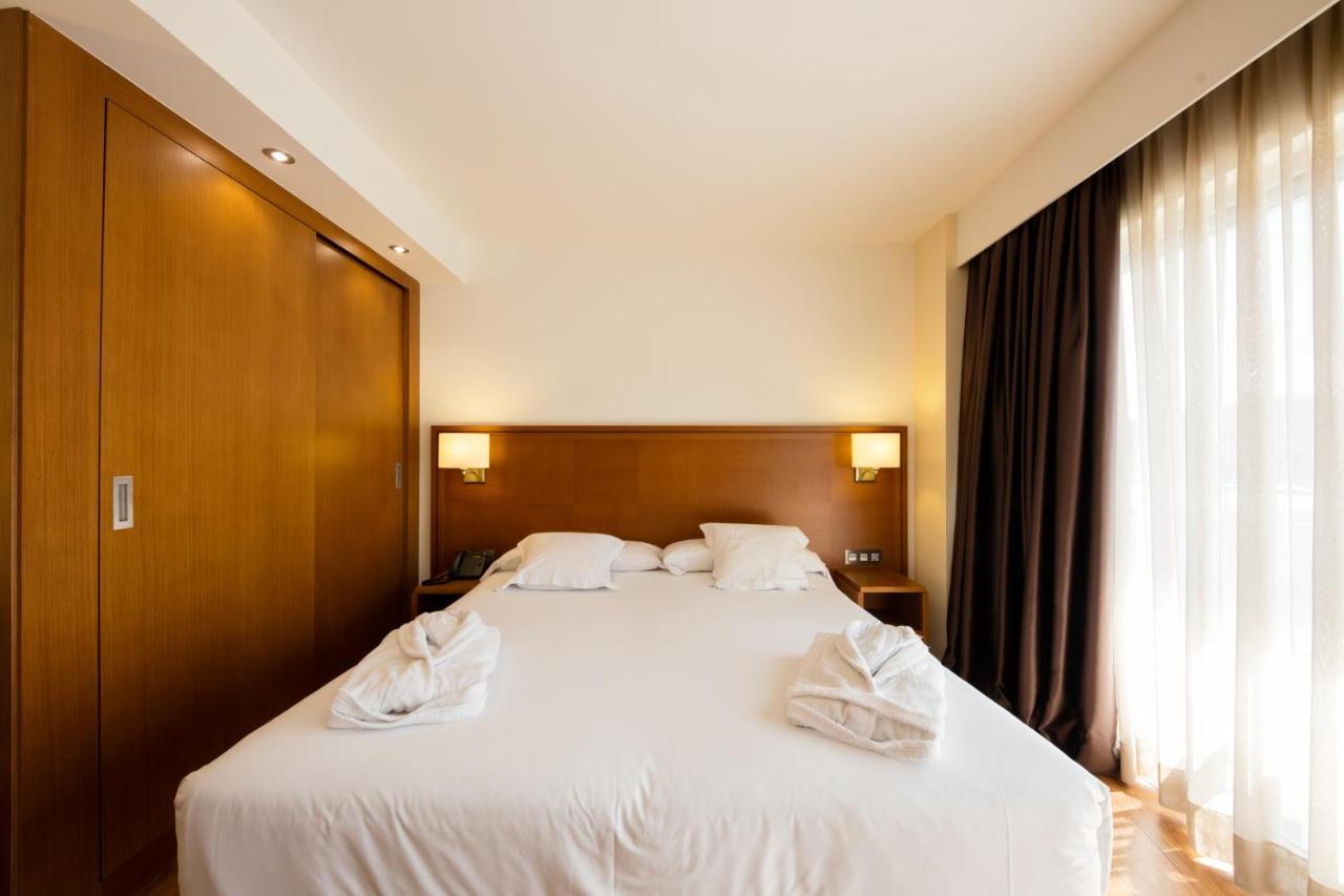 Hotel Thalasso Cantabrico Las Sirenas 4 Superior Viveiro Eksteriør bilde